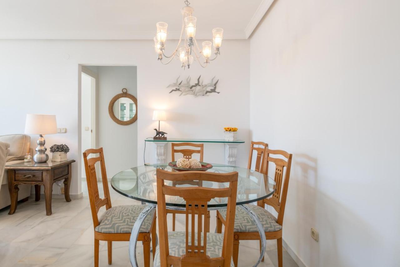 Apartamento Familiar Vistas Al Mar By Rent Me Estepona Exterior photo
