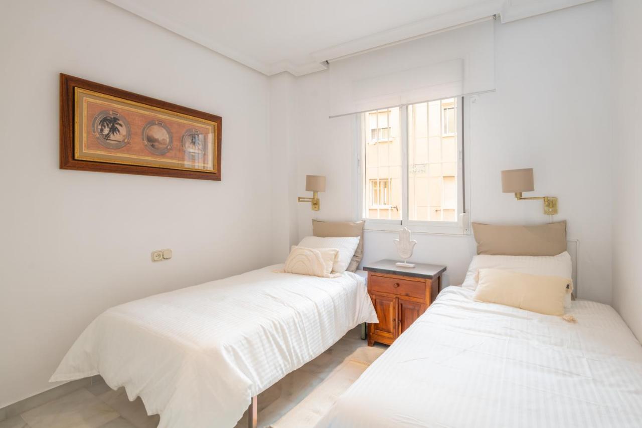Apartamento Familiar Vistas Al Mar By Rent Me Estepona Exterior photo